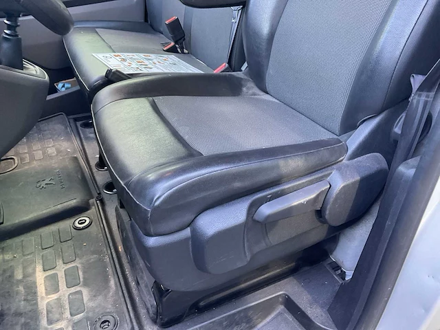 Peugeot expert bedrijfswagen (vbj-51-j) - afbeelding 32 van  32