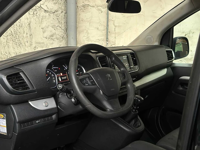 Peugeot expert traveller 9 persoons 2018 - afbeelding 8 van  44