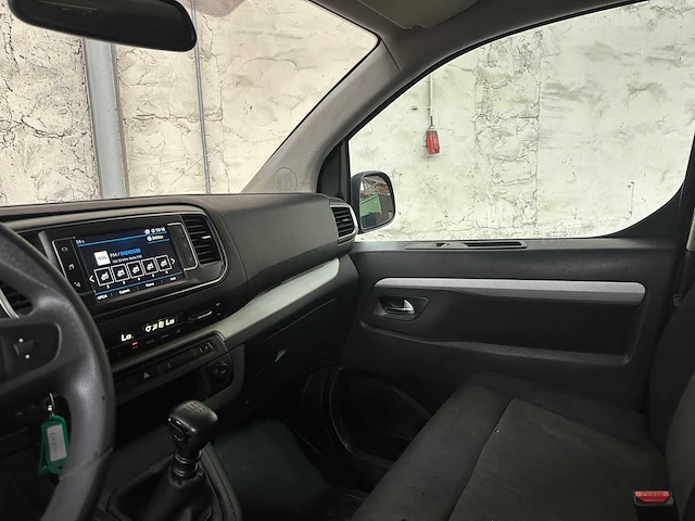Peugeot expert traveller 9 persoons 2018 - afbeelding 10 van  44