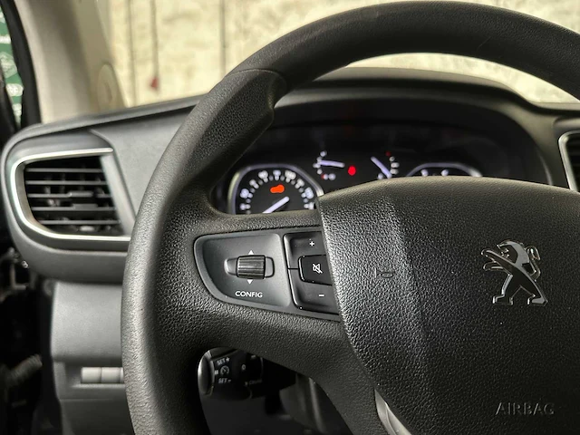 Peugeot expert traveller 9 persoons 2018 - afbeelding 13 van  44