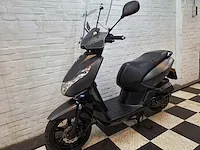Peugeot kisbee 25 km snorscooter 4takt - afbeelding 2 van  7