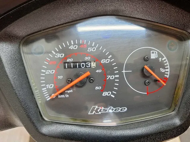 Peugeot kisbee 25 km snorscooter 4takt - afbeelding 4 van  7