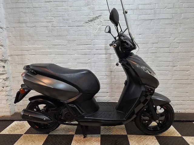 Peugeot kisbee 25 km snorscooter 4takt - afbeelding 5 van  7