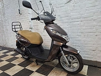 Peugeot kisbee 25 km snorscooter 4takt - afbeelding 7 van  7