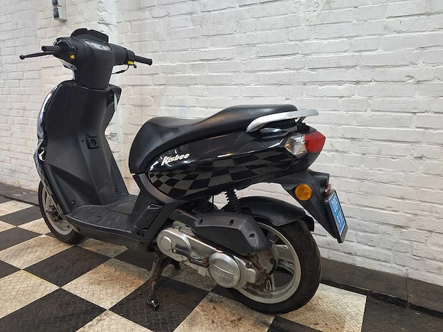 Peugeot kisbee 25 km snorscooter 4takt - afbeelding 3 van  7
