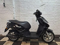 Peugeot kisbee 25 km snorscooter 4takt - afbeelding 6 van  7