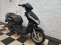 Peugeot kisbee 25 km snorscooter 4takt - afbeelding 7 van  7
