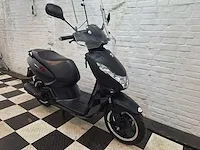 Peugeot kisbee rs 25 km snorscooter 4takt - afbeelding 6 van  7