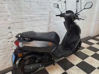 Peugeot kisbee rs 25 km snorscooter 4takt - afbeelding 5 van  7