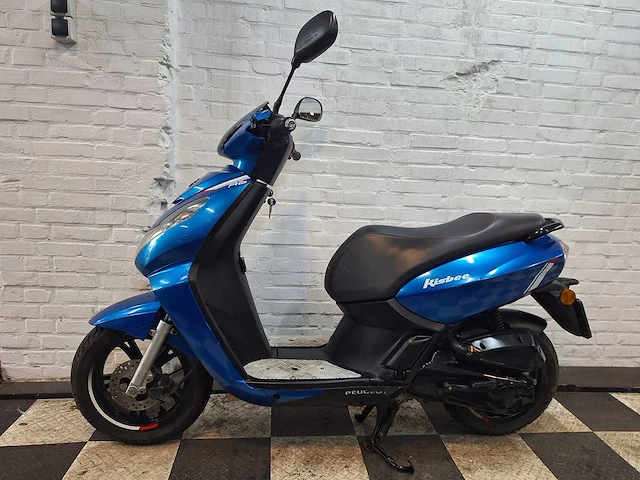 Peugeot kisbee rs 25 km snorscooter 4takt - afbeelding 1 van  7