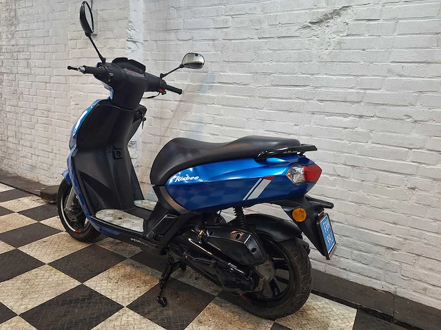 Peugeot kisbee rs 25 km snorscooter 4takt - afbeelding 3 van  7
