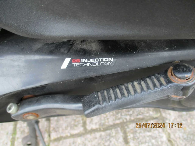 Peugeot kisbee rs naked - bromscooter - streetzone 2 tact injectie - scooter - afbeelding 5 van  12