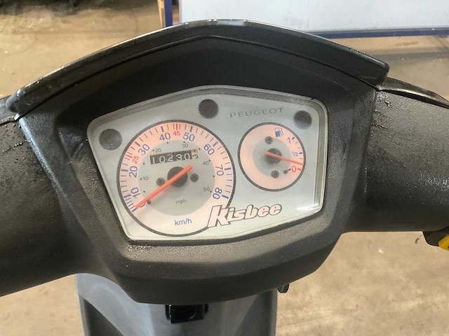 Peugeot kisbee snorscooter - afbeelding 3 van  14