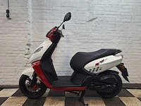 Peugeot kisbee sportline 45 km bromscooter 4takt