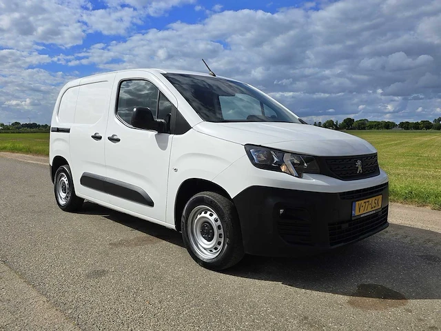 Peugeot partner 1.2 benzine premium, v-77-lsk - afbeelding 2 van  29