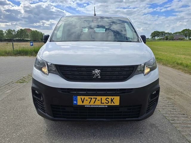 Peugeot partner 1.2 benzine premium, v-77-lsk - afbeelding 3 van  29
