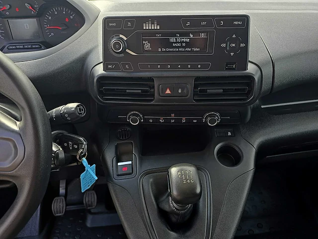 Peugeot partner 1.2 benzine premium, v-77-lsk - afbeelding 8 van  29