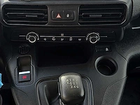Peugeot partner 1.2 benzine premium, v-77-lsk - afbeelding 9 van  29
