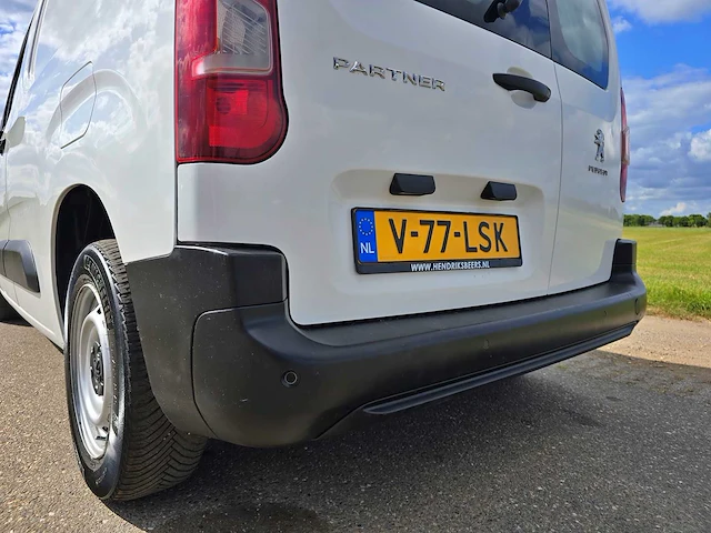 Peugeot partner 1.2 benzine premium, v-77-lsk - afbeelding 24 van  29