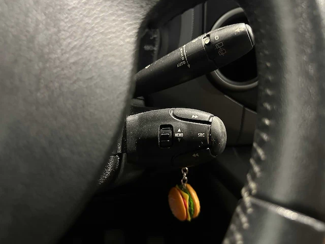 Peugeot partner 120 1.6 bluehdi 3 zitplaatsen euro 6 vx-509-v - afbeelding 9 van  21