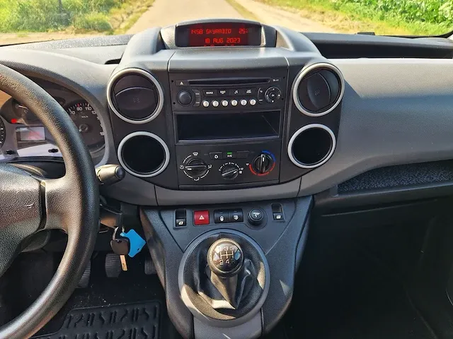 Peugeot partner 120 1.6 hdi l1 xr profit +, 75 pk, euro 5, vj-150-z - afbeelding 17 van  19