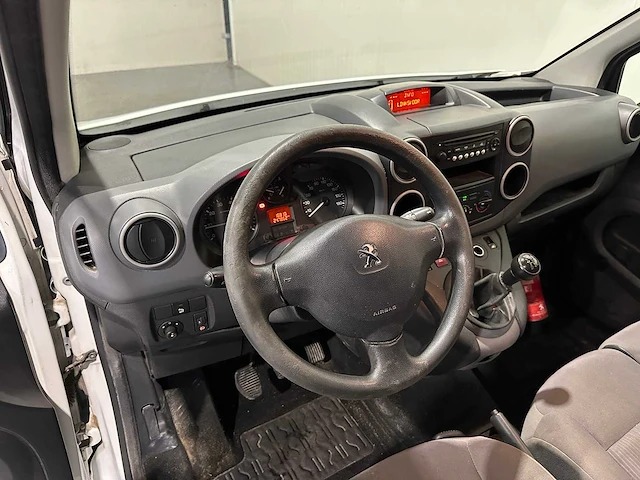 Peugeot partner 120 1.6 hdi l1xr pr+ v-632-tt - afbeelding 2 van  18