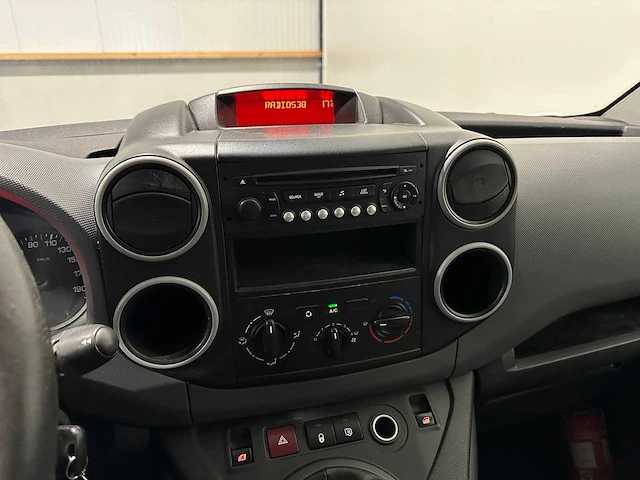 Peugeot partner 120 1.6 hdi l1xr pr+ v-632-tt - afbeelding 7 van  18