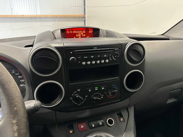 Peugeot partner 122 1.6 hdi l2 xt 6-vxn-57 - afbeelding 6 van  18