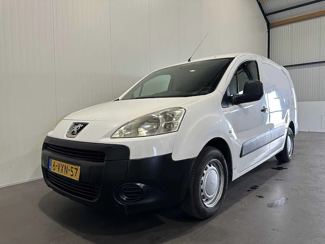 Peugeot partner 122 1.6 hdi l2 xt 6-vxn-57 - afbeelding 1 van  18