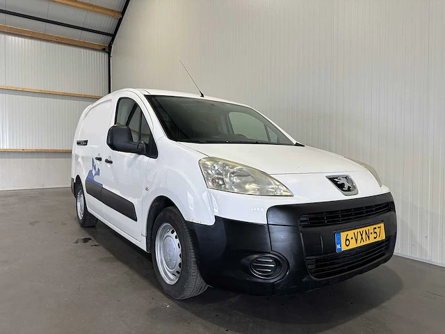 Peugeot partner 122 1.6 hdi l2 xt 6-vxn-57 - afbeelding 17 van  18