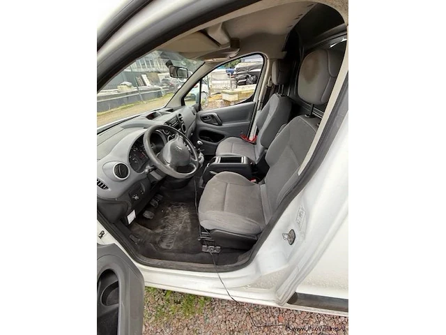 Peugeot partner 1.6hdi - afbeelding 2 van  7