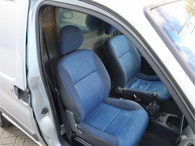 Peugeot partner 170c 2.0 hdi avantage 2003, 15-bh-fd - afbeelding 8 van  25