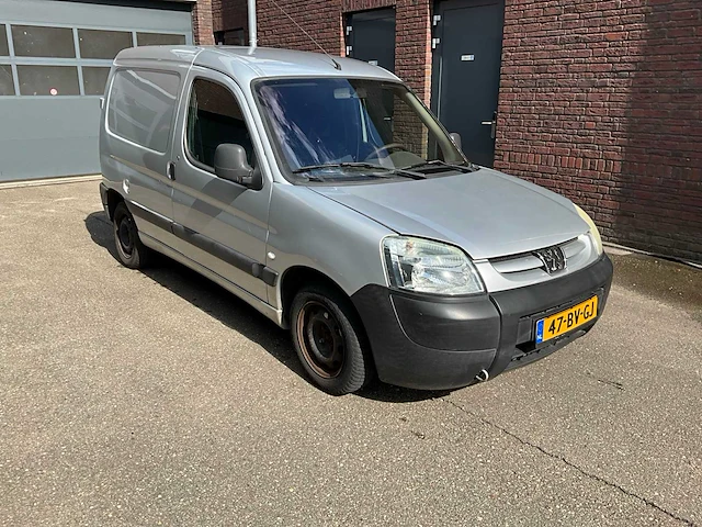 Peugeot partner 1.9 170c advantage - bedrijfswagen (schade) - afbeelding 6 van  12