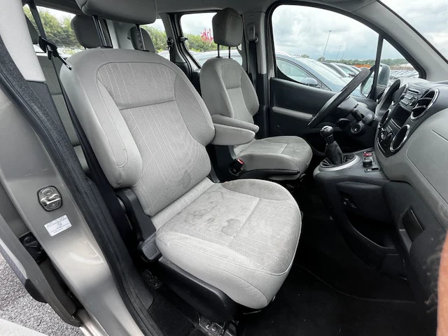 Peugeot partner, 2012 - afbeelding 15 van  29