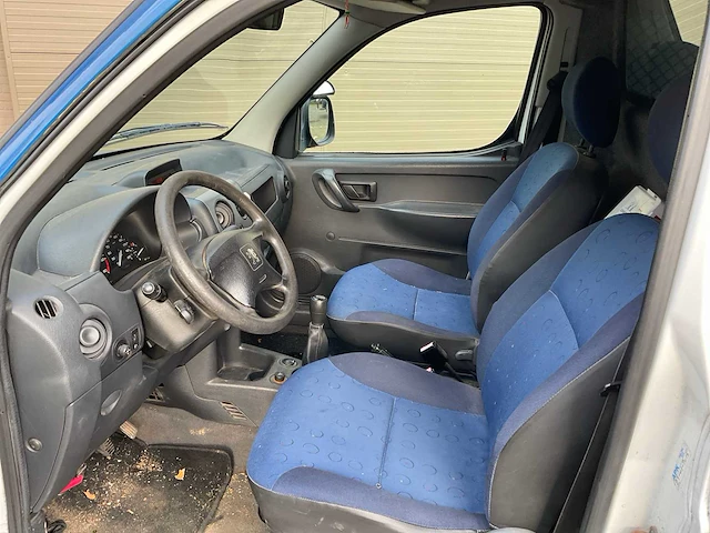 Peugeot partner bedrijfswagen - afbeelding 11 van  13