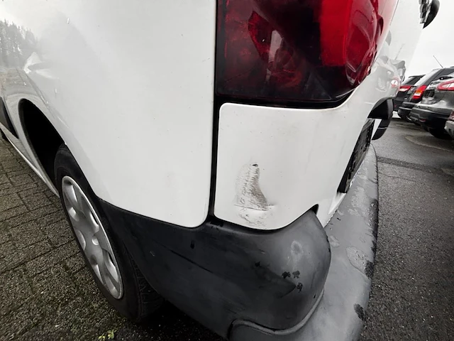 Peugeot partner fourgon swb diesel 1.6 hdi l1h1 confort,2013 - afbeelding 24 van  33