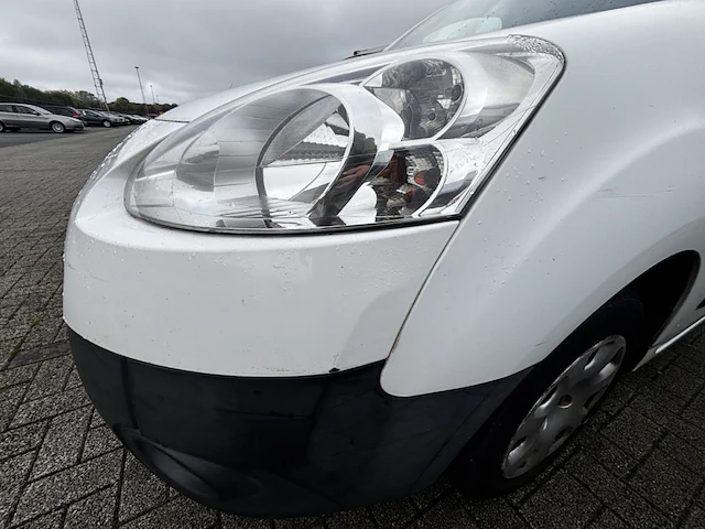 Peugeot partner fourgon swb diesel 1.6 hdi l1h1 confort,2013 - afbeelding 26 van  33