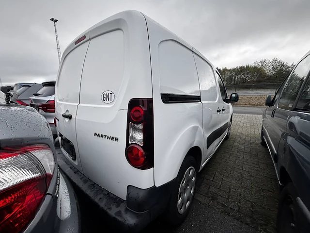 Peugeot partner fourgon swb diesel 1.6 hdi l1h1 confort,2013 - afbeelding 28 van  33