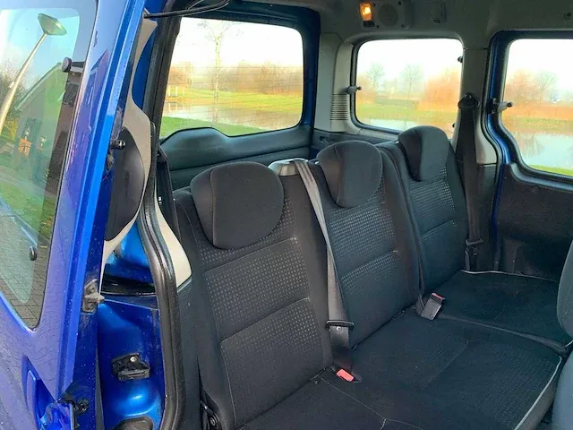 Peugeot partner mpv 1.6 16v vtc, 68-nj-gl - afbeelding 4 van  18