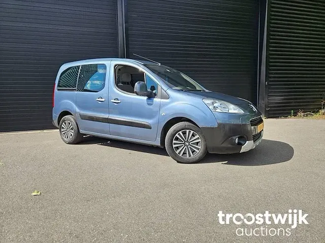 Peugeot partner tepee 1.6 hdif outdoor 7-zln-85 - afbeelding 17 van  22