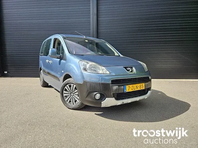 Peugeot partner tepee 1.6 hdif outdoor 7-zln-85 - afbeelding 18 van  22