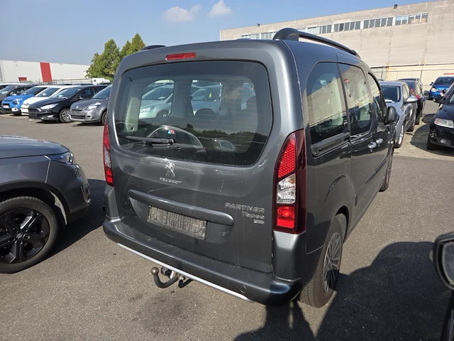 Peugeot partner tepee 2plc 1.6 e-hdi style stt, 2015 - afbeelding 4 van  30