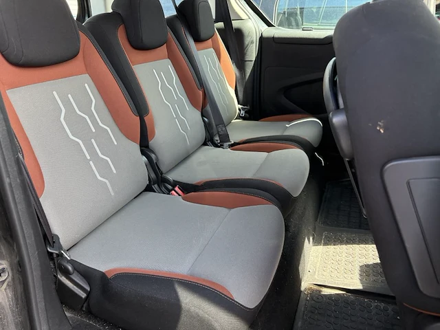 Peugeot partner tepee 2plc 1.6 hdi style 75, 2015 - afbeelding 15 van  30
