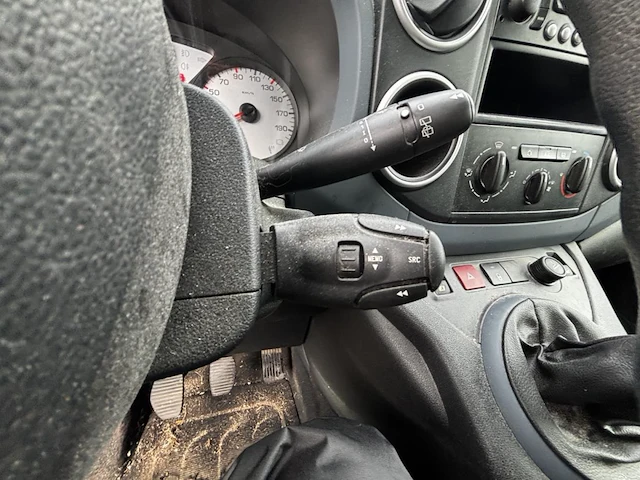 Peugeot partner tepee 2plc,2011 - afbeelding 6 van  32