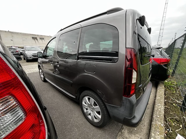 Peugeot partner tepee outdoor 1.6 bluehdi outdoor s&s 100,2015 - afbeelding 22 van  26