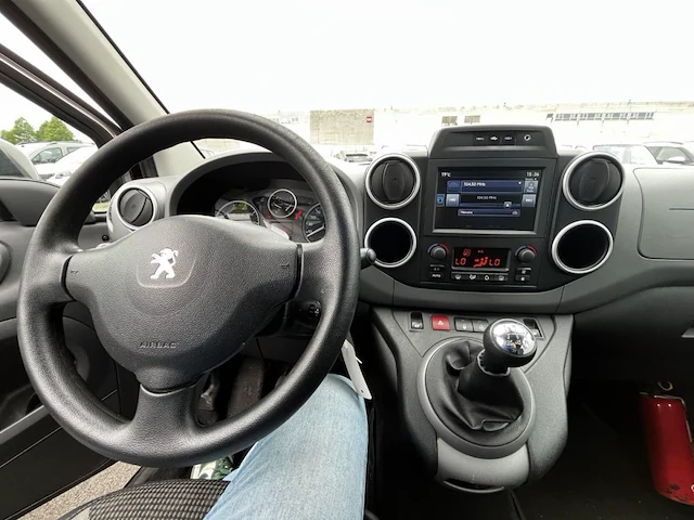Peugeot partner tepee outdoor 1.6 bluehdi outdoor s&s 100,2015 - afbeelding 24 van  26