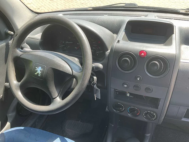 Peugeot partner vk-758-z - afbeelding 13 van  30