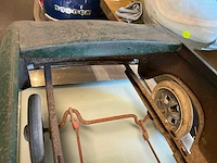 Peugeot pedalcar - afbeelding 9 van  10