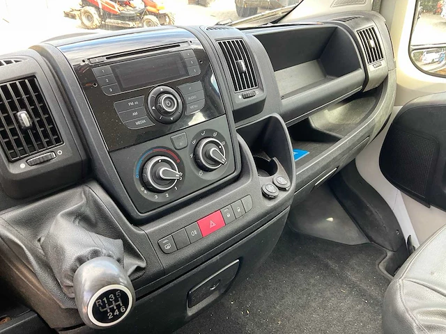 Peugeot pick-up boxer bedrijfswagen - afbeelding 6 van  26