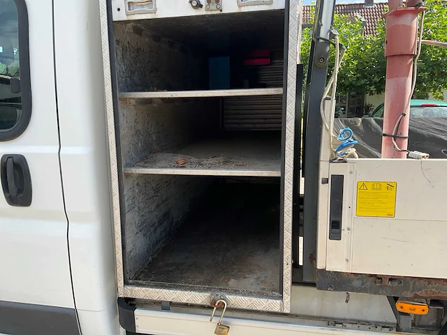 Peugeot pick-up boxer bedrijfswagen - afbeelding 10 van  26